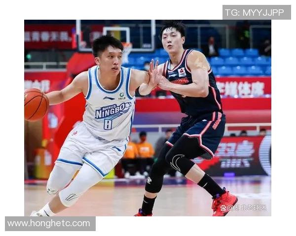 深圳乒乓球队以57分稳居城市联赛积分榜首位展现强劲实力 深圳乒乓球队以57分稳居城市联赛积分榜首位展现强劲实力